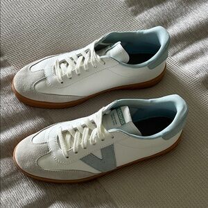 Victoria white and Light Blue Sneakers